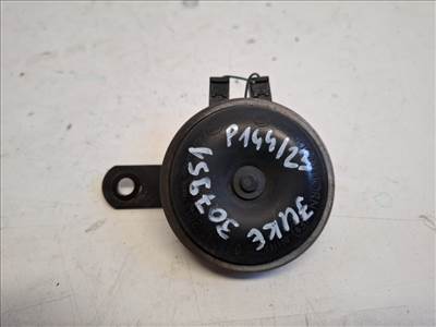 Nissan Juke (F15) jobb kürt