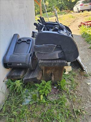 Citroën C8 I, Peugeot 807, Fiat Ulysse II, Lancia Phedra Citroen C8 stb Ülések