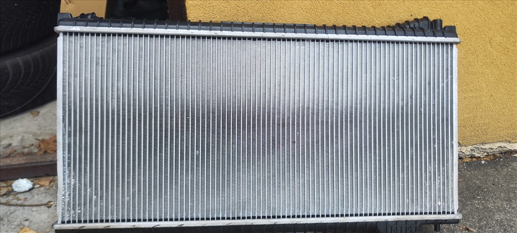 Jaguar XF Hűtő vízhűtő radiátor jaguar XE XF 2015+ 2.0T gx738005xe gx7380055bc 2. kép