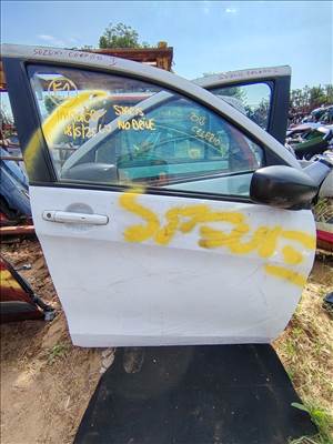 Suzuki Celerio Jobb első ajtó 