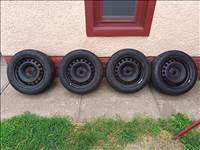  5x112 lyukosztású 16" használt lemezfelni, rajta 205/55 használt Dunlop téli gumi gumi 