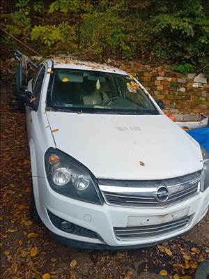 Opel astra h motorháztetö fehér elado
