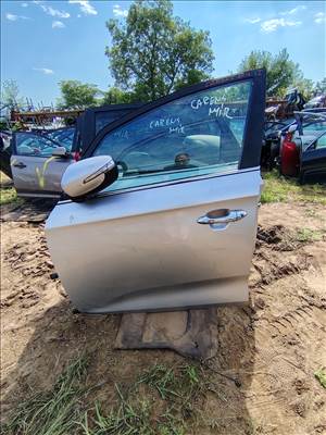 Kia Carens (RP) Bal első ajtó 