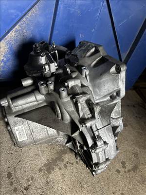 Ford Transit Connect Mk2 váltó  fv6r7002ada