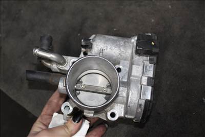 Hyundai i10 (IA/BA) fojtószelep (35100-04200 / 9045020008)