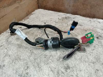 Citroën C8 I 2.0 HDi Gyújtáskapcsoló Házzal *154293*