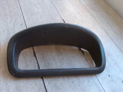 SUZUKI WagonR+ Kilométeróra keret