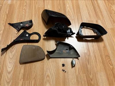 Tesla Model 3 Jobb visszapillantó tükör ALKATRÉSZEI 1592034-00-b( árak a leírásban)