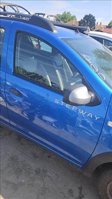 Dacia Sandero II Stepway TCe 90 Jobb első ajtó 