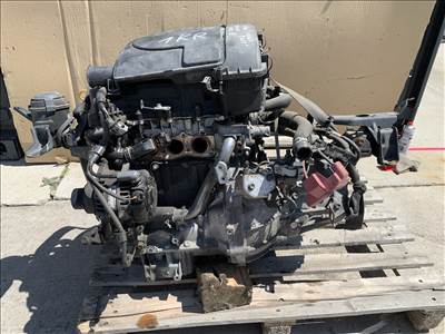 Toyota 1KR-FE/1KR-Y52 1.0 fűzött blokk hengerfejjel 