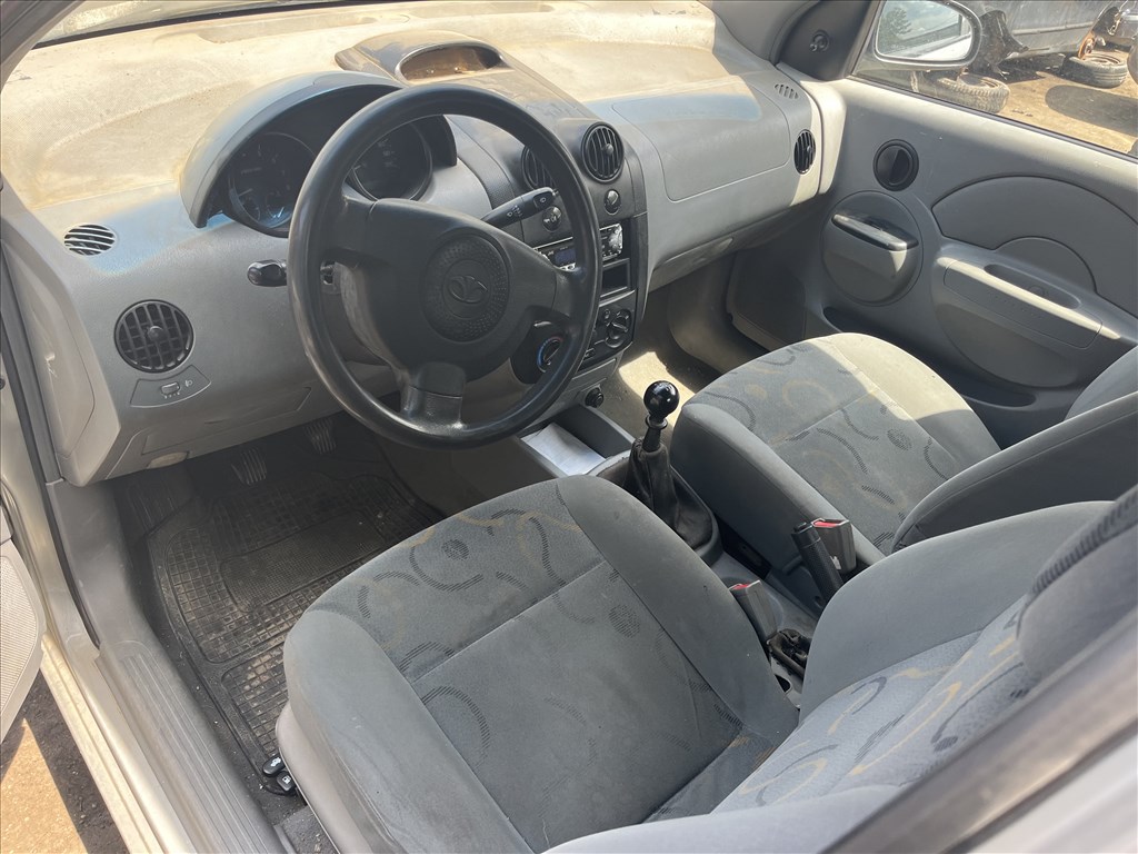Daewoo Kalos1.4i  bontott alkatrészei 3. kép