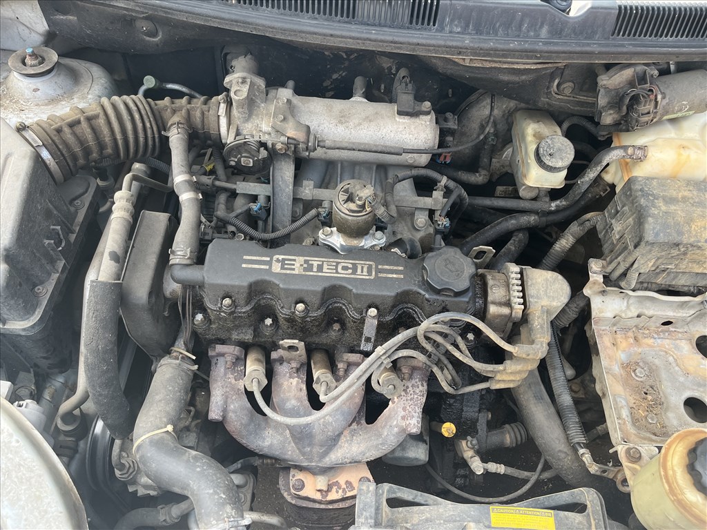 Daewoo Kalos1.4i  bontott alkatrészei 4. kép