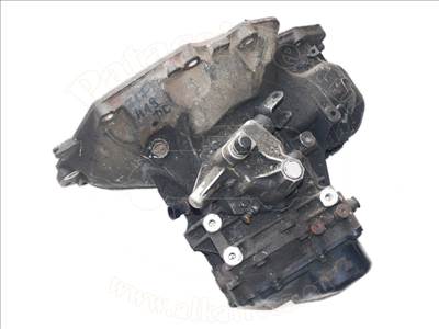 Opel Corsa D/2 2011-2014 - váltó, F17 W419, manuális, kivéve start-stop, jelölés: AT6/BV