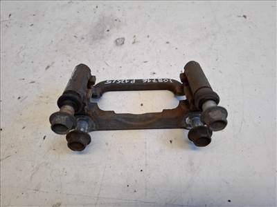 Nissan Qashqai (J10) jobb hátsó féknyereg tartó