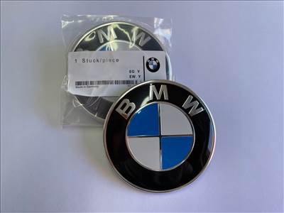 BMW embléma 82/72mm átmérőkkel (normál 2 pin)