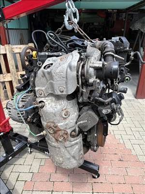Ford Transit Connect Mk2 bontott alkatrészei