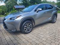 Eladó Lexus NX 300h (2494 cm³, 197 PS)