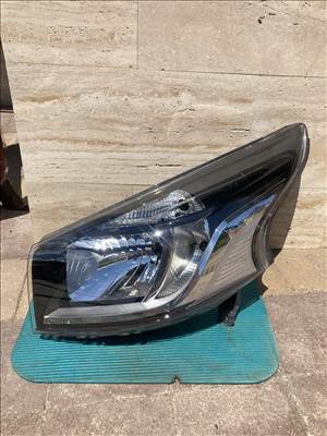 Volkswagen Crafter Opel Vivaro fényszóró(2014- ))1EE-011410-21) 1ee01141021