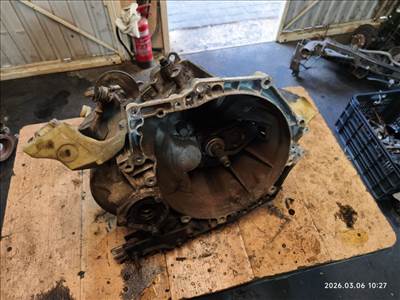 PEUGEOT 208 Váltó (Mechanikus) Motorkód BH02 10JBHA