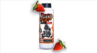 IPONE Scoot Run 2T Eper illatú Fullszintetikus motorolaj (1 liter)