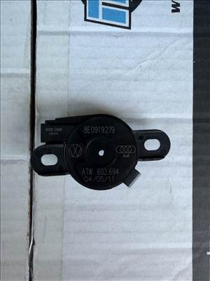 Audi Q5 (8R) Tolatóradar hangszóró  8k0953568f