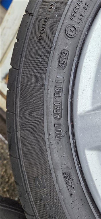 Eladó egy garnitúra 225/50 R17 Continental nyáriigumik 2. kép