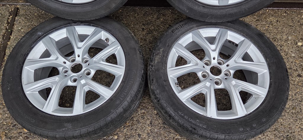 Eladó egy garnitúra 225/50 R17 Continental nyáriigumik 5. kép