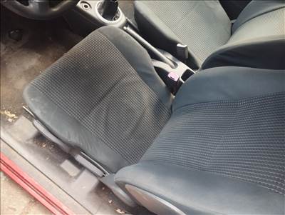 Suzuki Swift IV ülés szett 