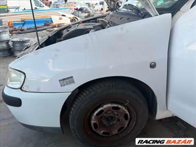 Seat Cordoba I Bal első Sárvédő *168907*