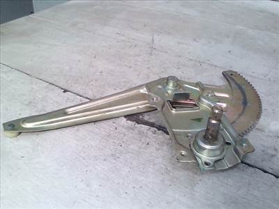 SUZUKI ALTO 02-09 Bal hátsó ablakemelő szerkezet mechanikus