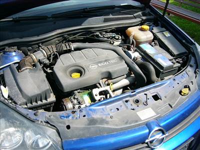 Opel Astra H 1.7 CDTi Bontott alkatrészei