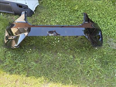 Volvo EX40, Volvo XC40 Első lökhárító+jobb kis rács 31690933