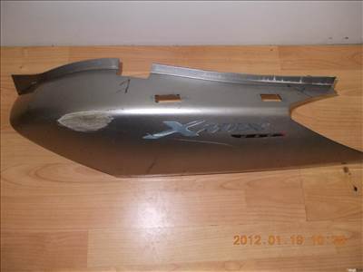 Yamaha Xmax  oldalidom