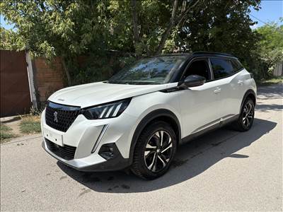Peugeot 2008 II bontott alkatrészei 1.2 PureTech 130 HNS 8420 km 