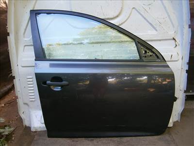 Kia Cee'd (ED) jobb első ajtó