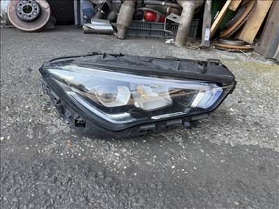Mercedes CLA-osztály W118 fényszóró  a1189062600