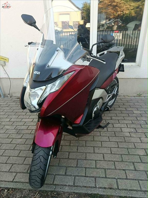 Honda NC700D Integra (2014) 2. kép
