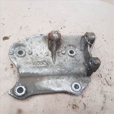 Peugeot 106  Kormányszervó szivattyú bak 4007F1