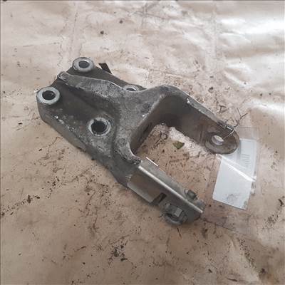 Peugeot 407  Váltótartó bak 1813C5