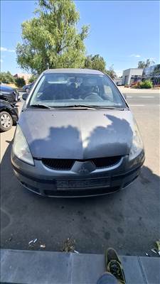 Mitsubishi Colt V bontott alkatrészei