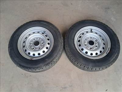  HIACE 15"-ös használt felni, rajta 195/70 használt gumi 2db