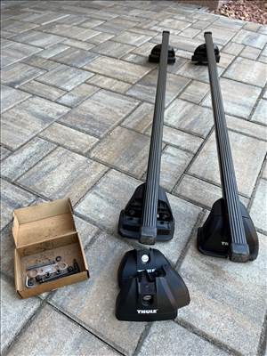 THULE 753 tetőcsomagtartó acélrúddal (120 cm) – Mitsubishi Lancer (2007–2016)