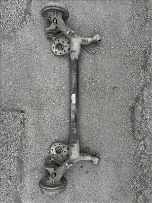 Toyota Yaris dobfékes hátsó híd 