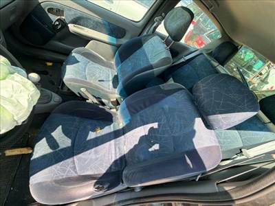 Renault Clio II Jobb első Ülés *168615*