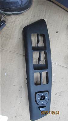 Hyundai ix35 bal első ablakemelő gomb 