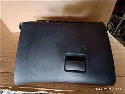 Opel Astra J kesztyűtartó  13262607