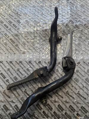 Gilera Runner  lábtartó