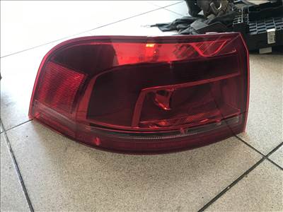 Volkswagen Passat B7 variant bal hátsó külső lámpa (nem ledes!) 3AF945095E
