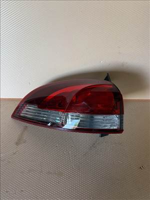 Renault Clio IV Hátsó lámpa 