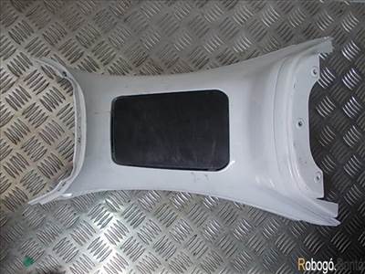 Piaggio X8 400 tankajtó idom